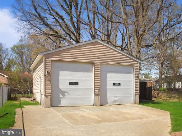 109 E 14th Avenue photo 4