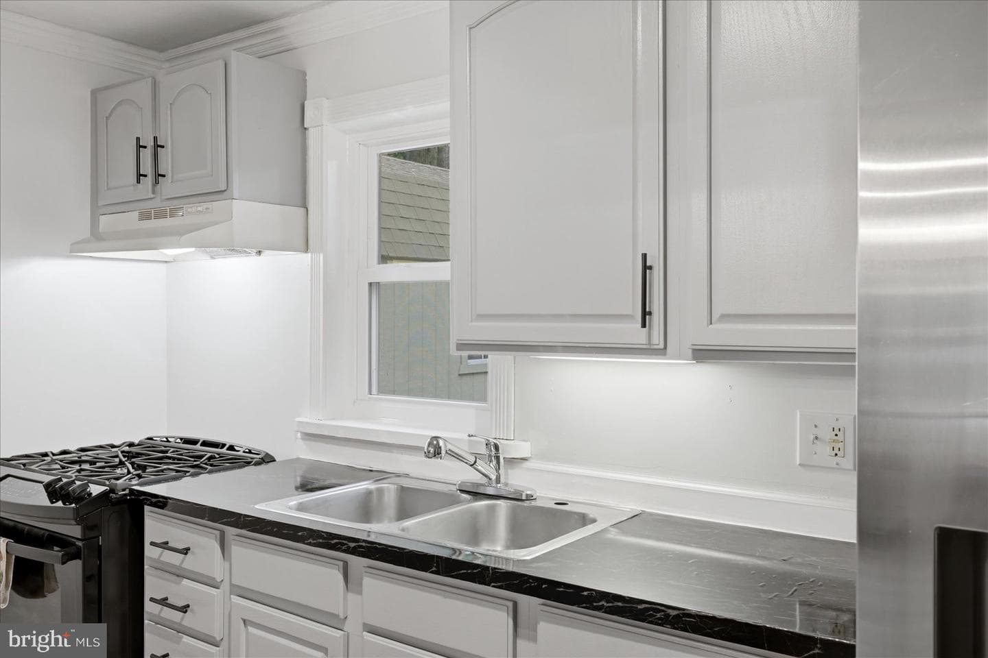 65 Floral Lane photo 20