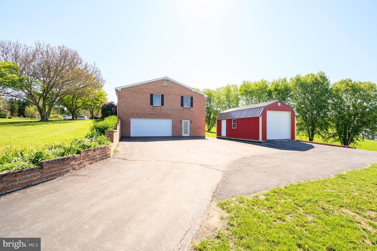 63 Brentwood Court photo 11