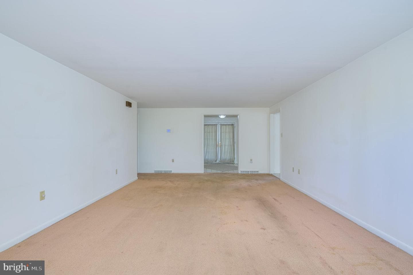 63 Brentwood Court photo 36