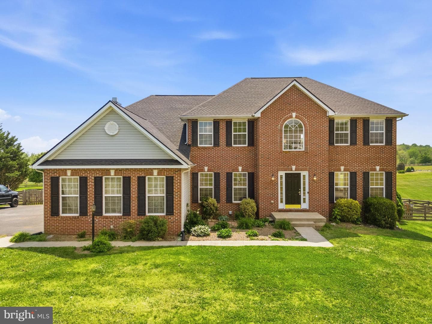 300 Spruce Hill Way, Charles Town