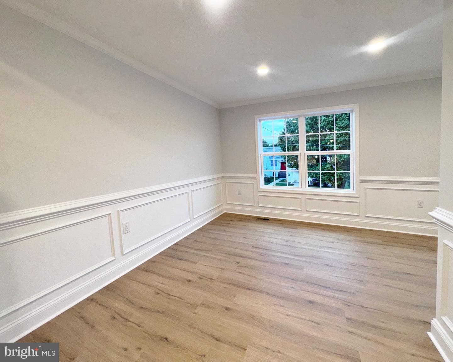 412 S Lawrence Street photo 11