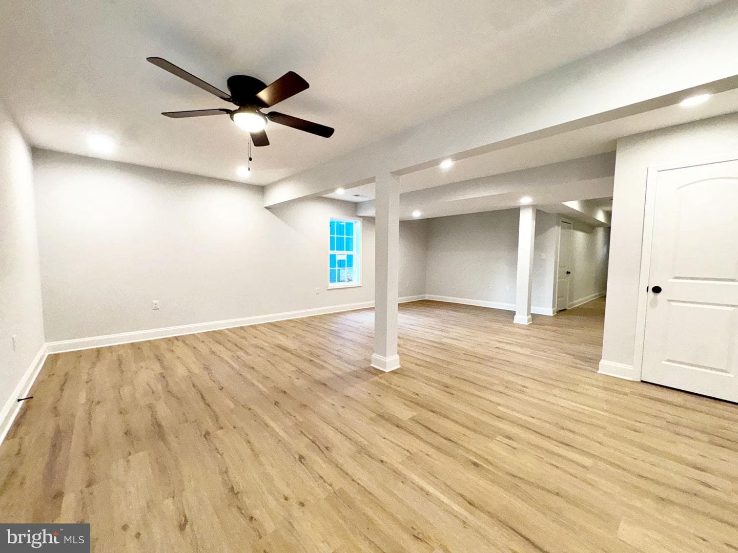412 S Lawrence Street photo 5