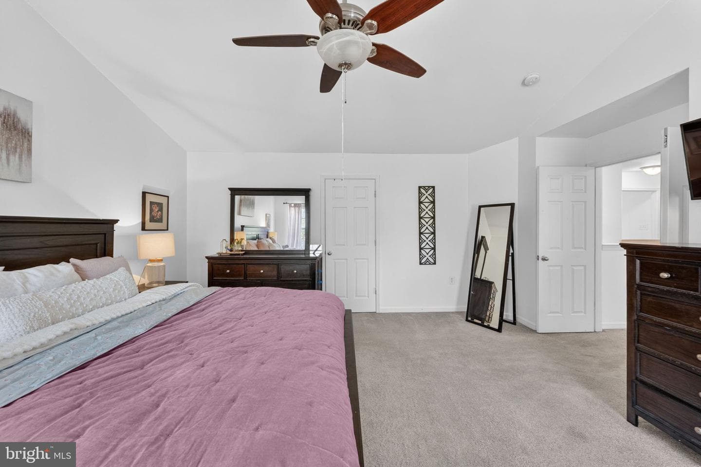 195 Hughs Road photo 58