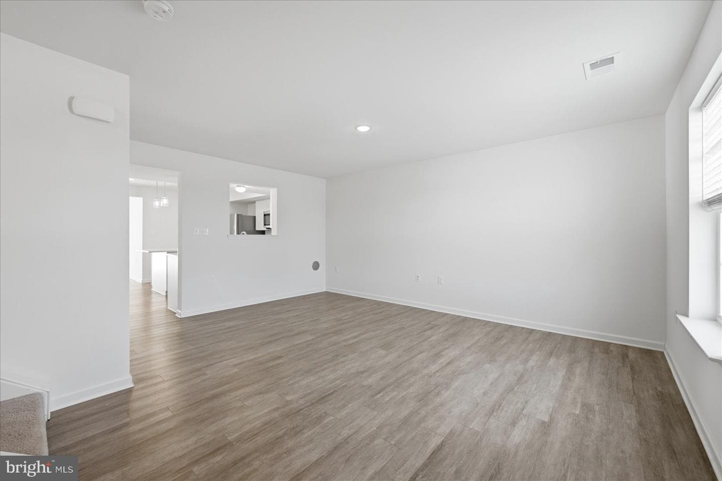 658 Thumper Drive photo 5