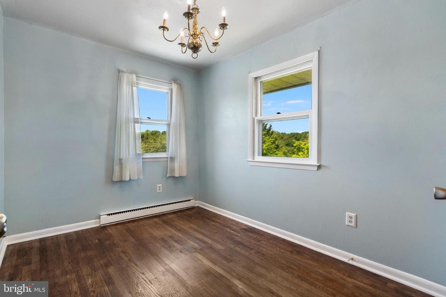 355 Pointfield Drive photo 25
