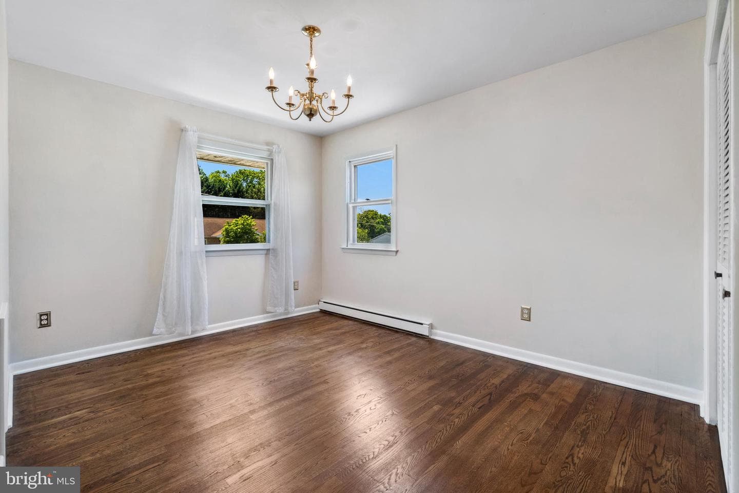 355 Pointfield Drive photo 26