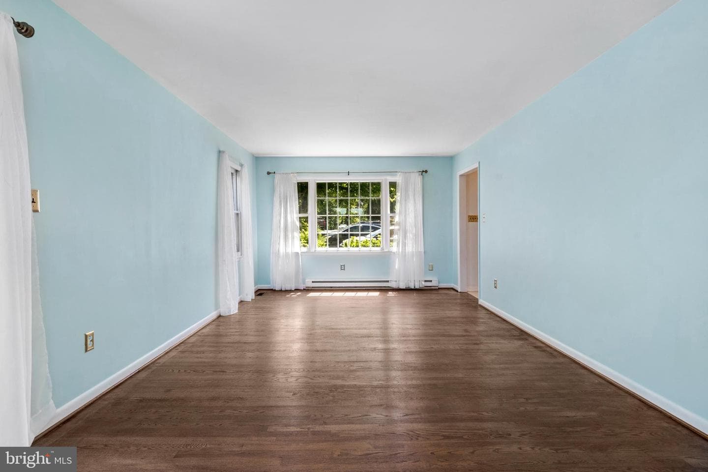 355 Pointfield Drive photo 7