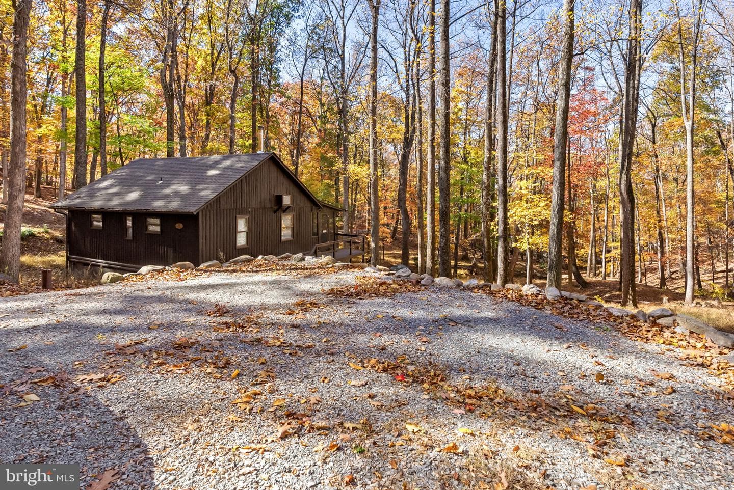 203 Honeysuckle Lane photo 43