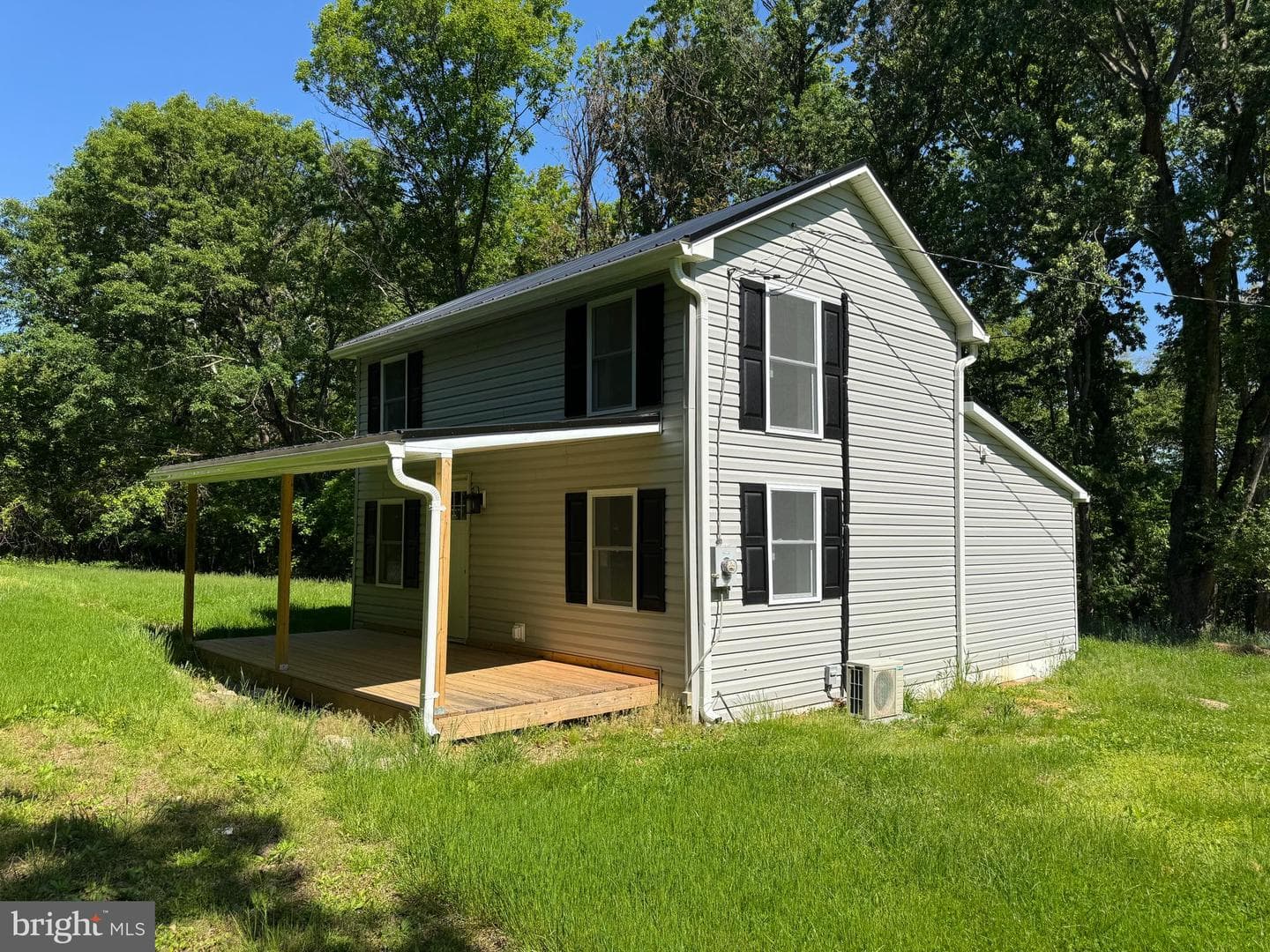 65 Dillow Ln photo 3