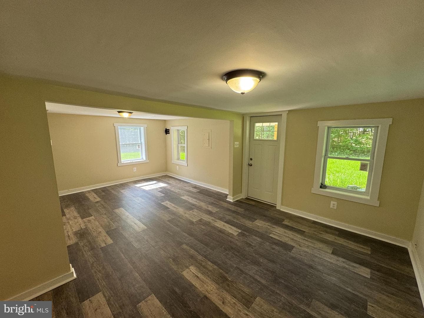 65 Dillow Ln photo 6