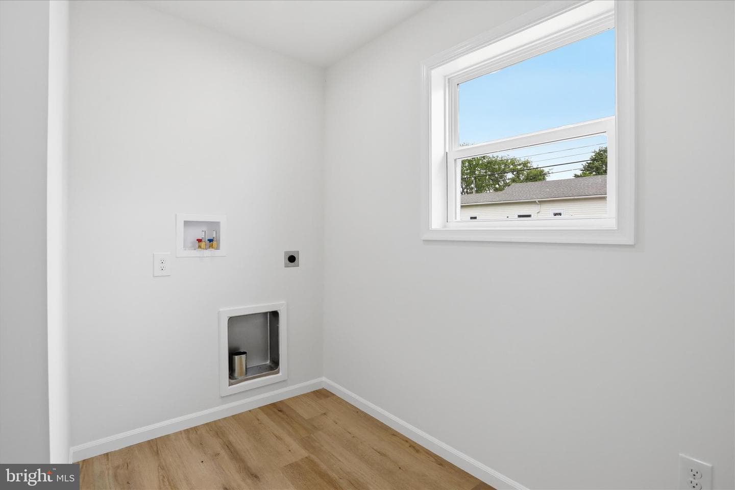 304 East 11th Avenue photo 15