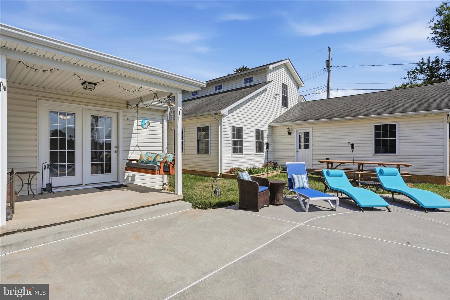 297 Euclid Avenue photo 58