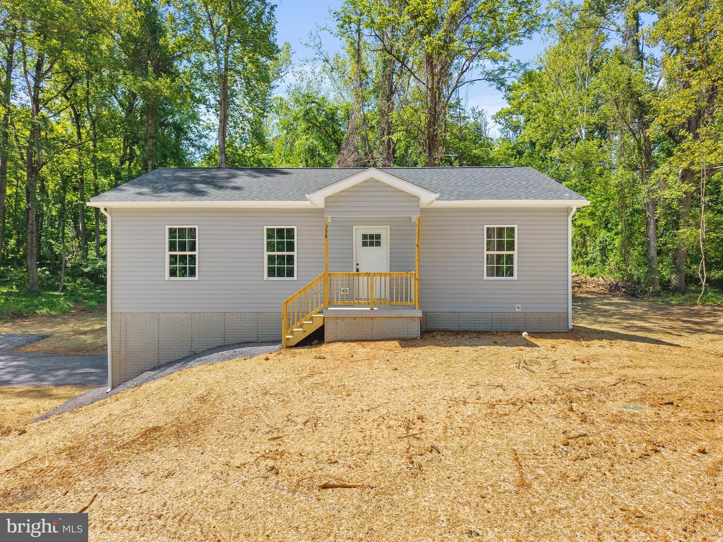 358 Dawn Lane, Harpers Ferry