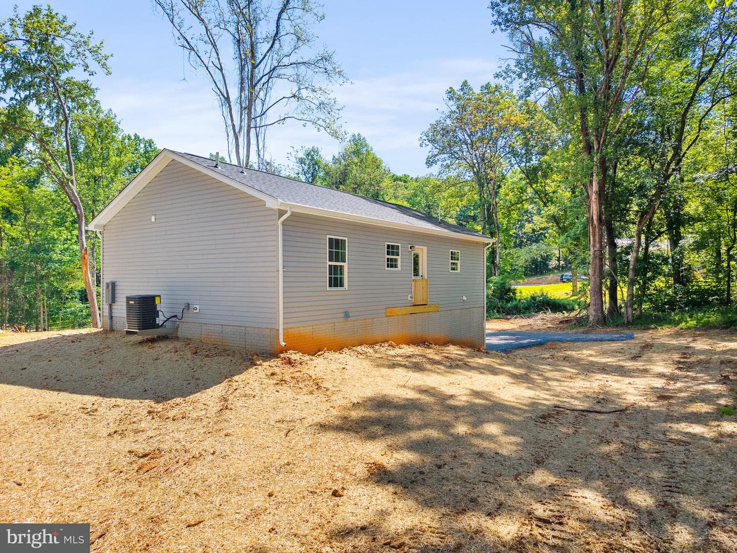 358 Dawn Lane photo 22