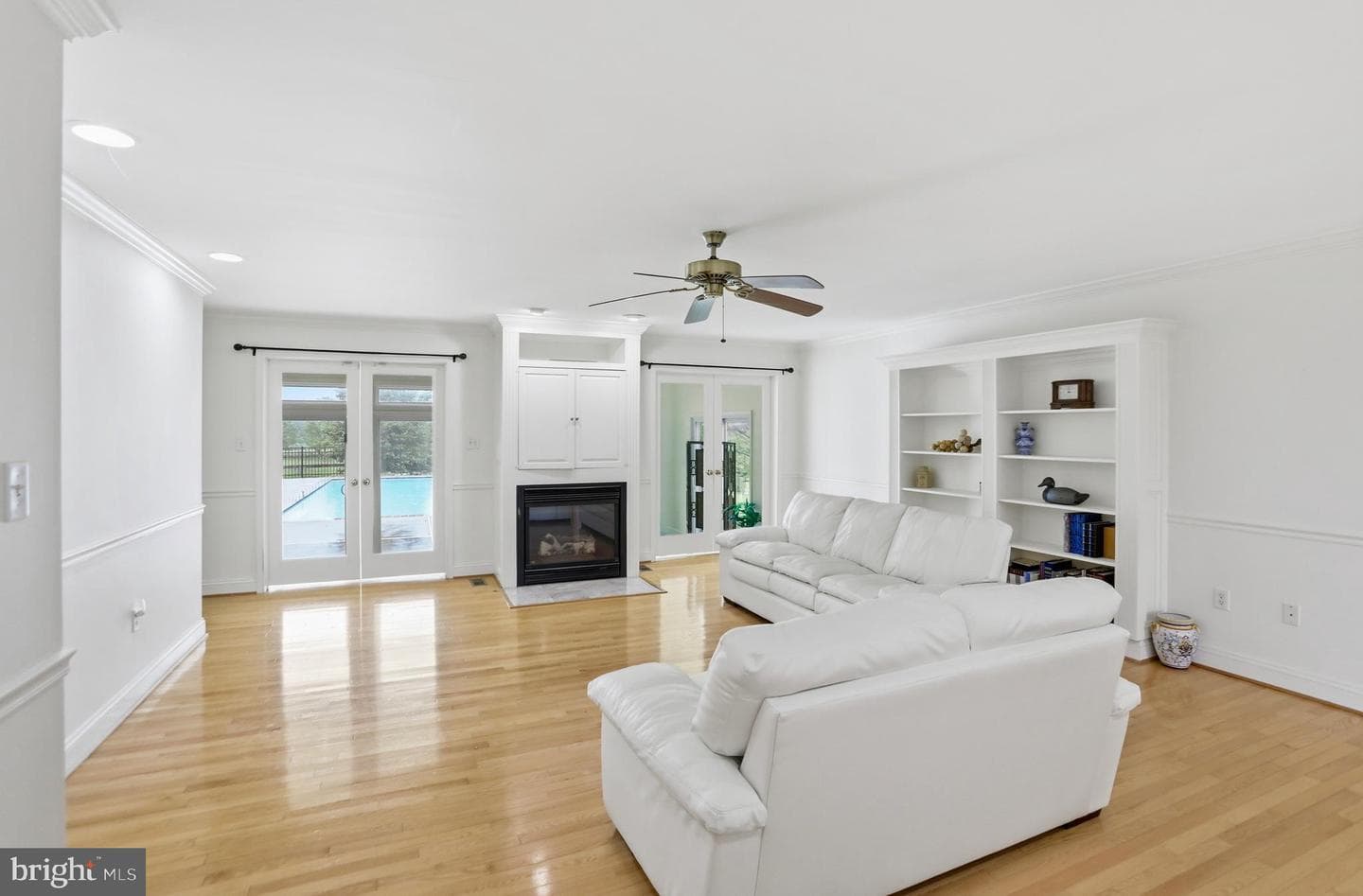 33 Eldridge Lane photo 6