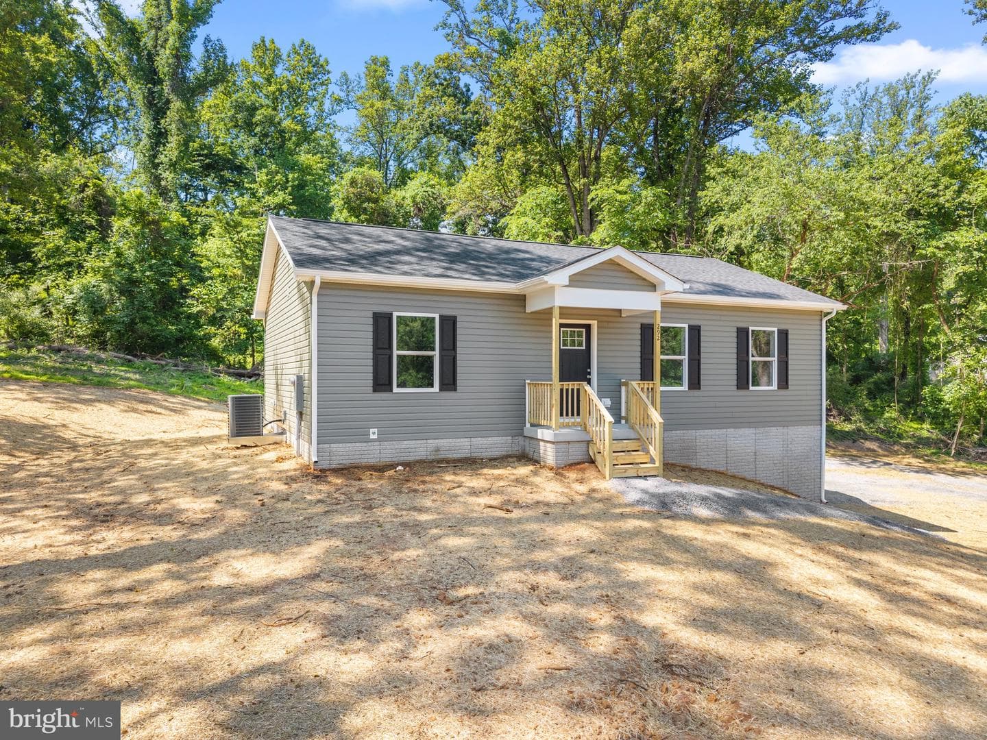 292 Dawn Lane photo 25