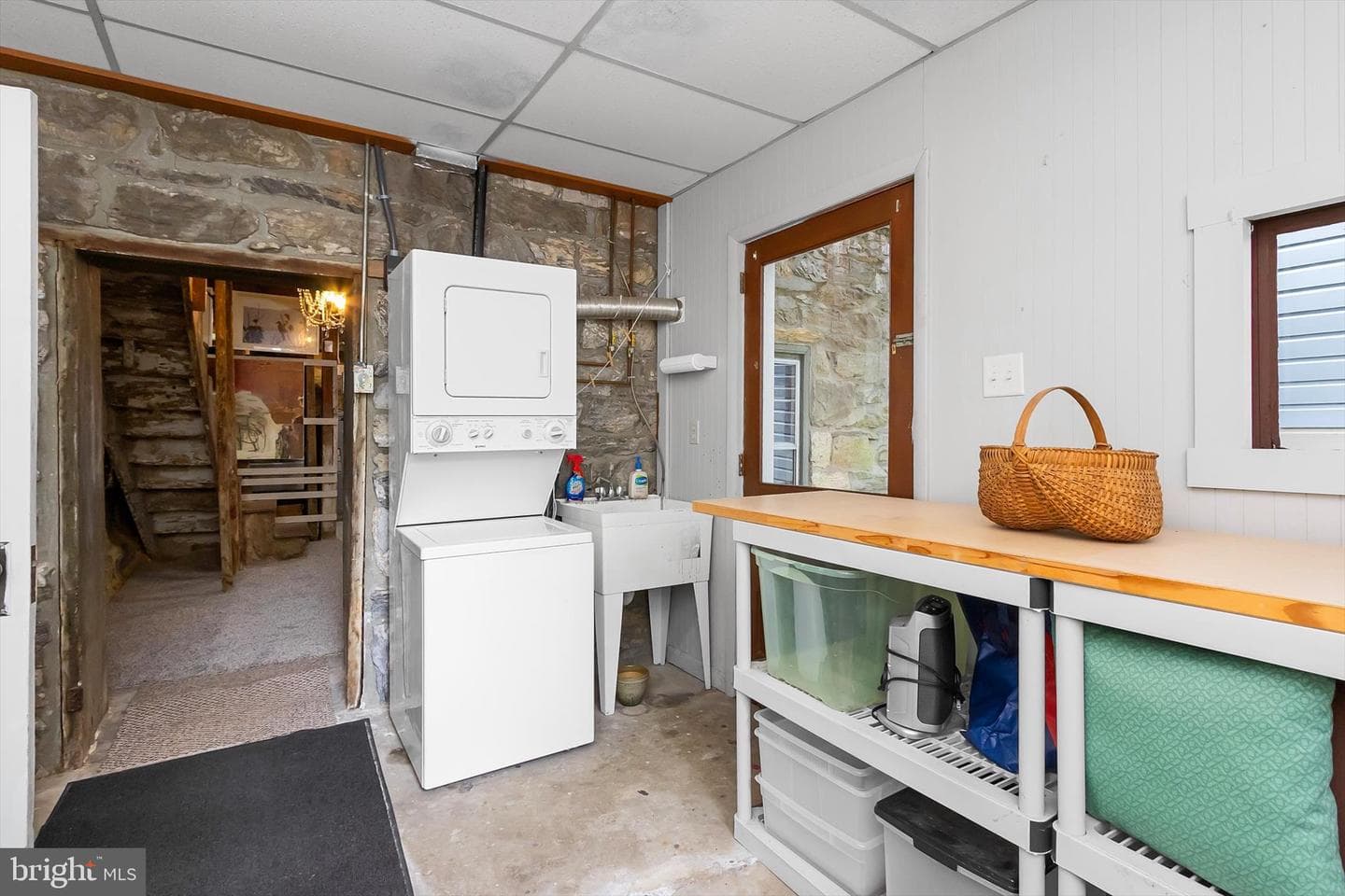 205 W High Street photo 28