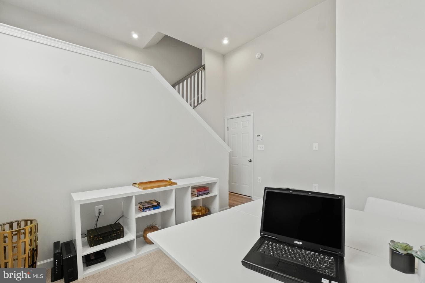 23 United Mews #[540] photo 24