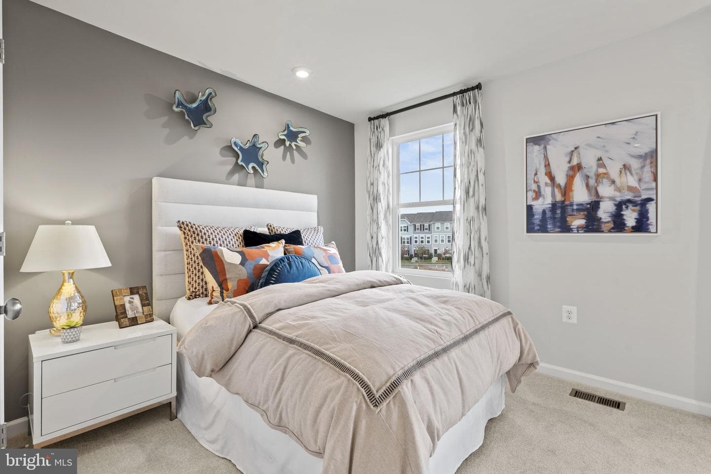23 United Mews #[540] photo 72
