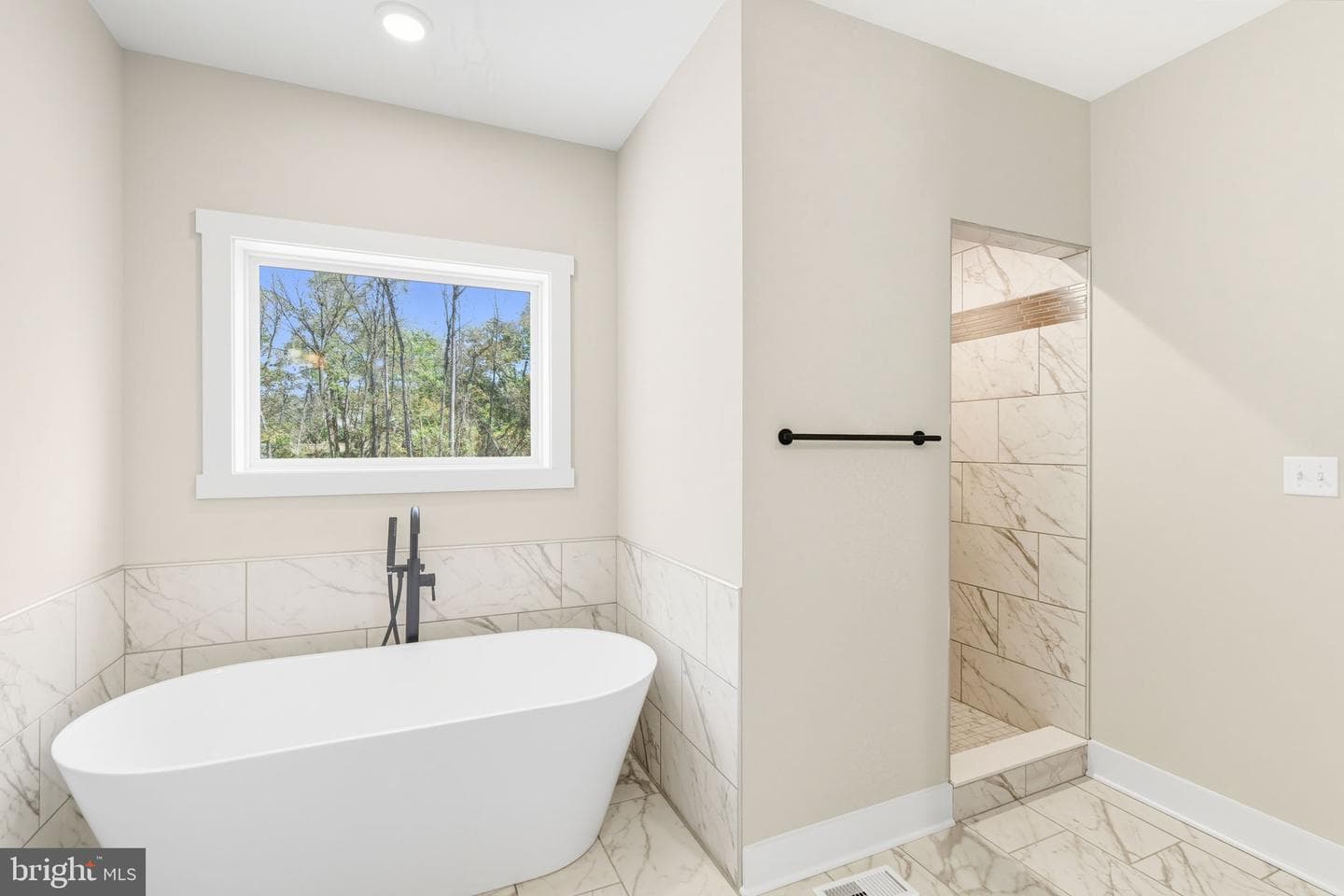 Hyde Park Lane #lot 210 photo 19