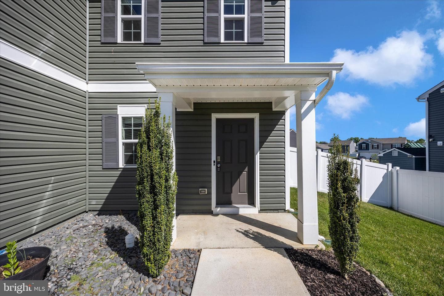 89 Gumspring Drive photo 5
