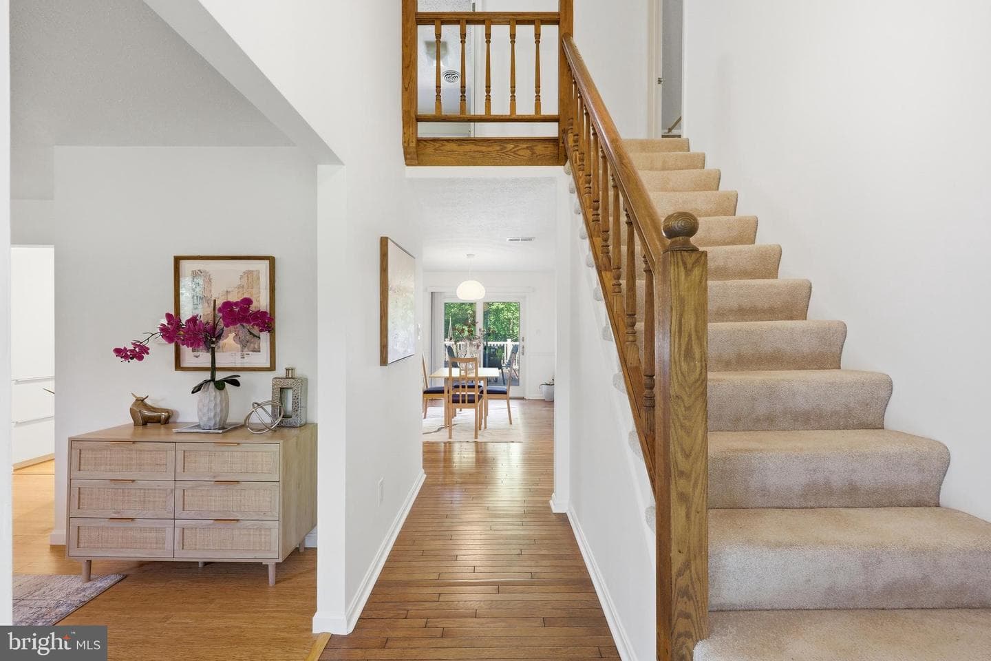 112 Valley Court photo 3