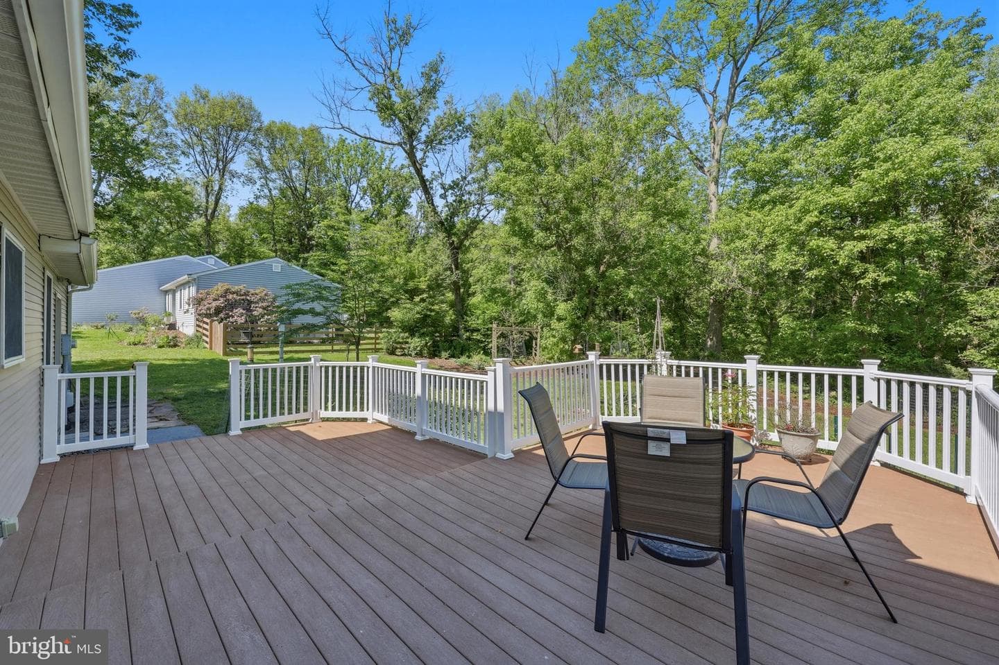112 Valley Court photo 39