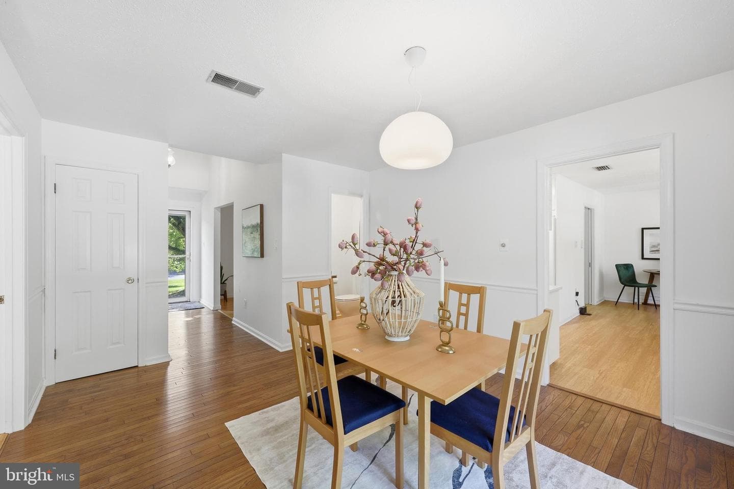 112 Valley Court photo 7