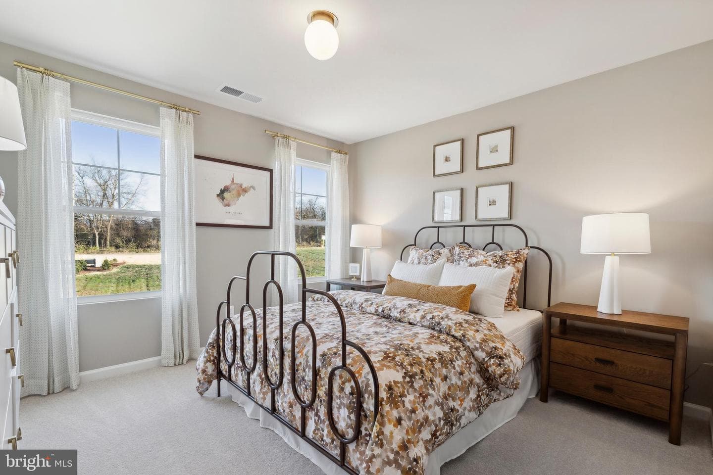 54 Fortuna Road photo 25