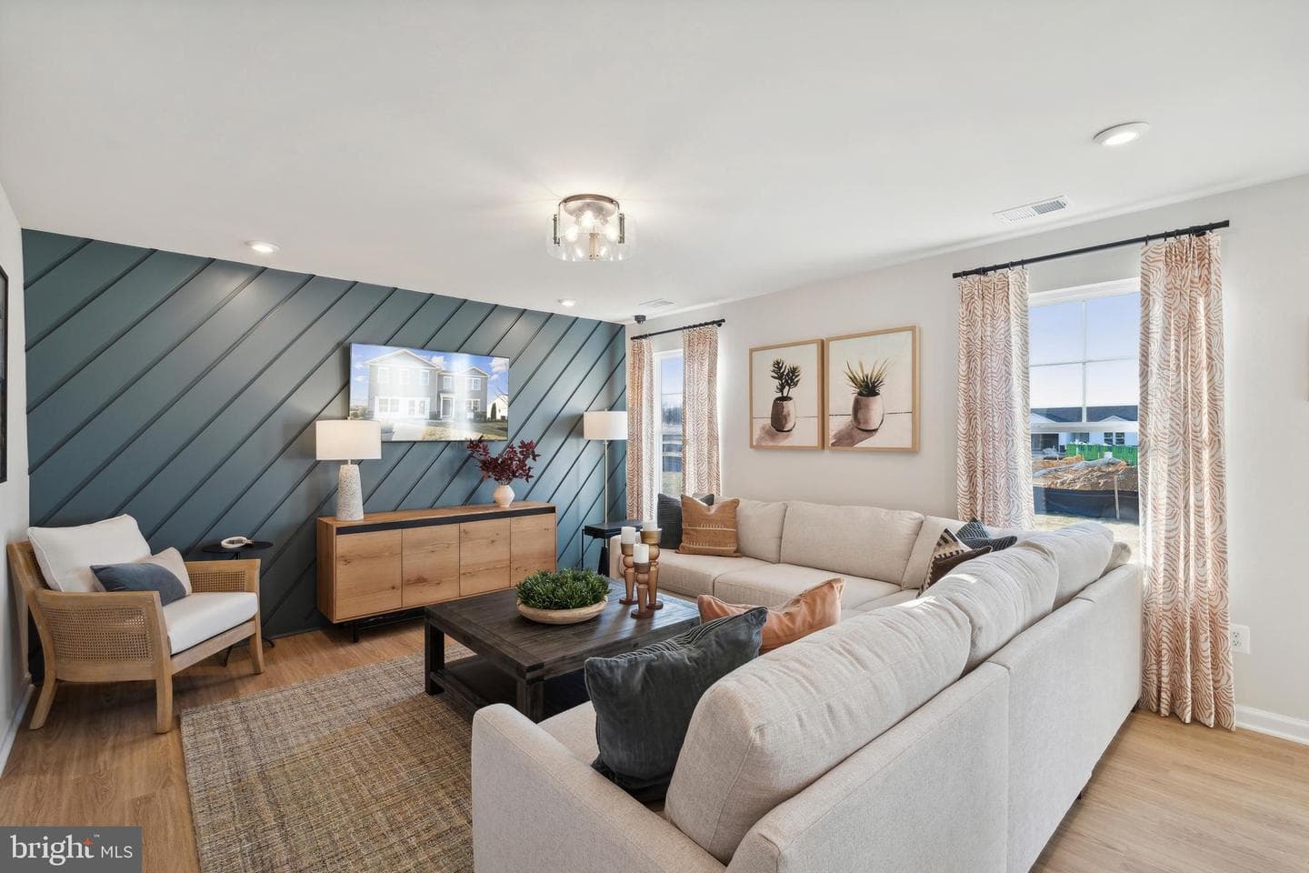 54 Fortuna Road photo 6