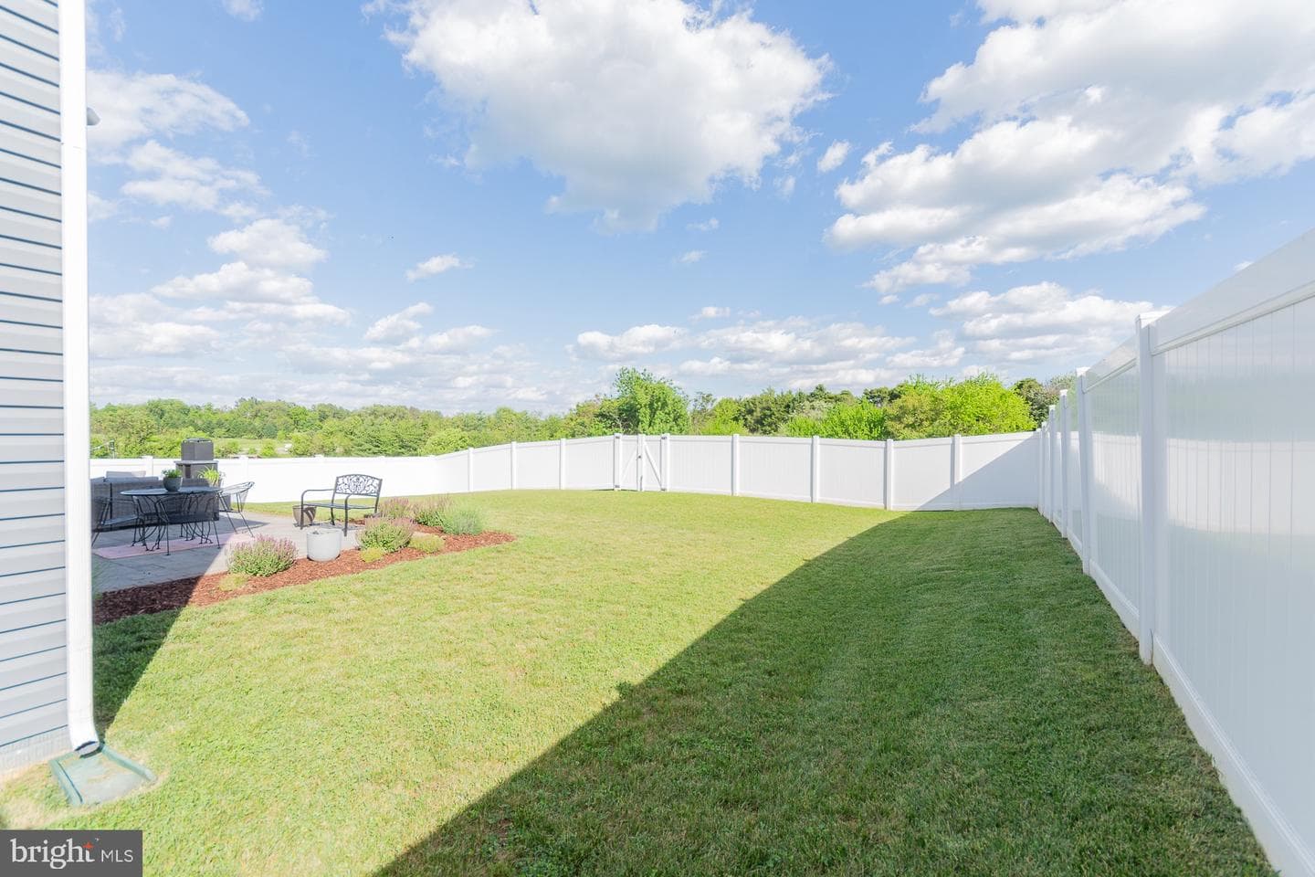 88 Gumspring Drive photo 32
