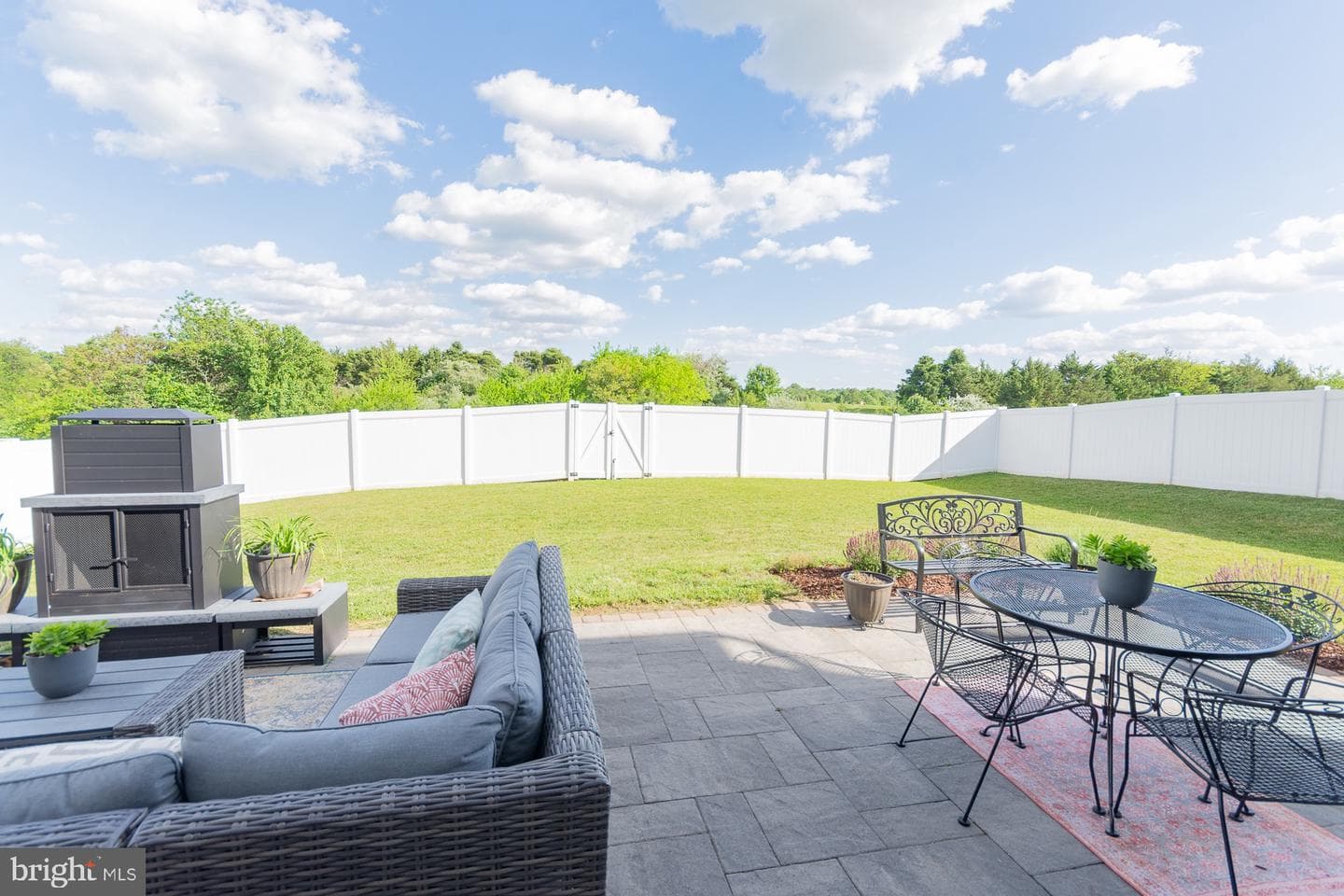 88 Gumspring Drive photo 37
