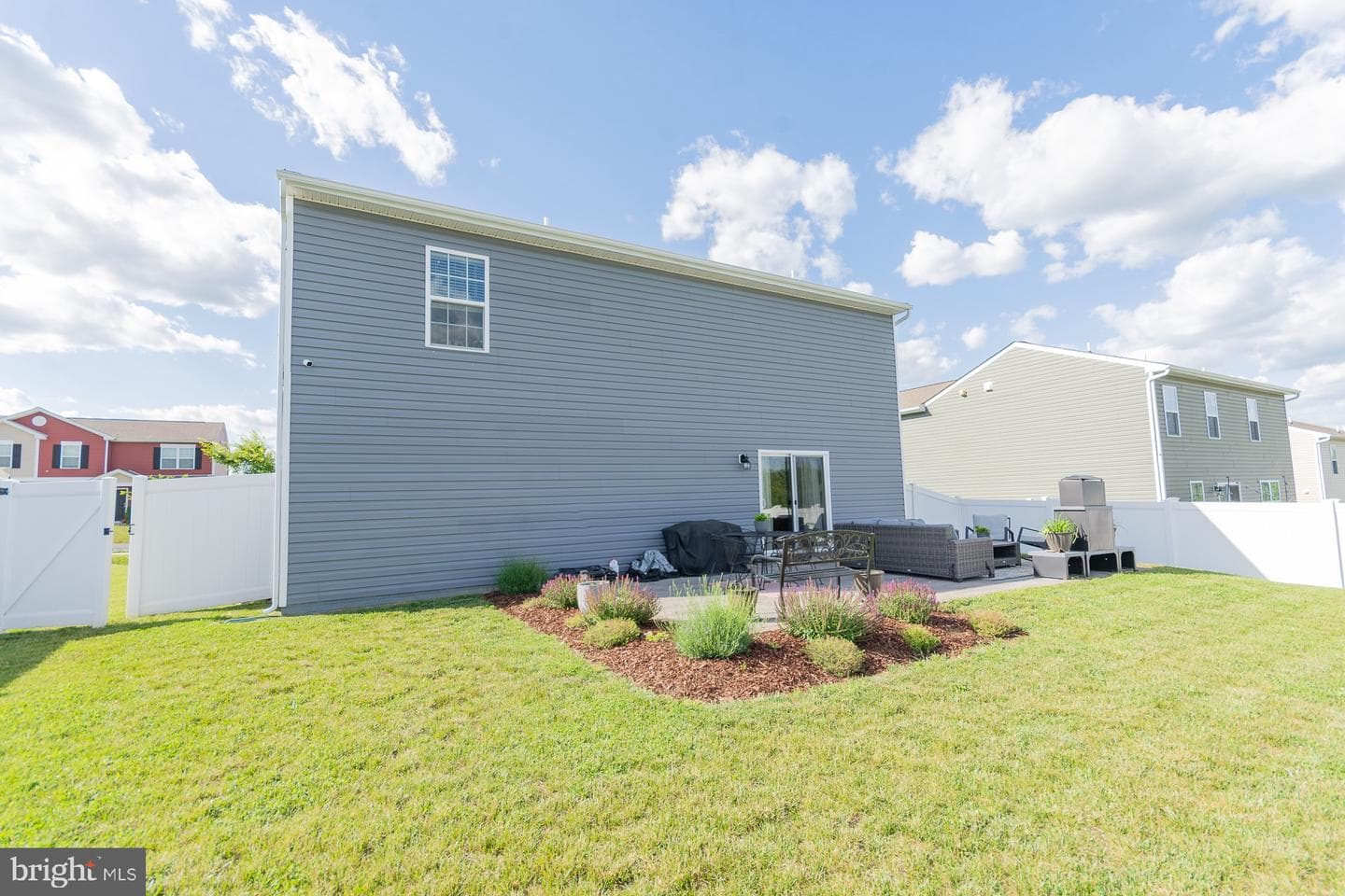 88 Gumspring Drive photo 40