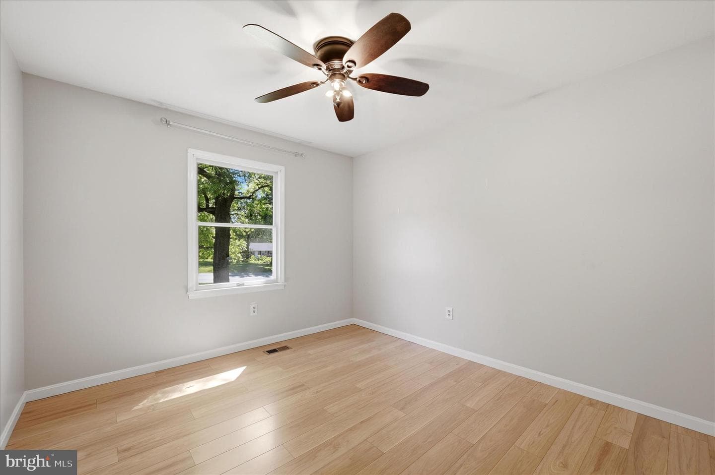 437 Tuscawilla Drive photo 34