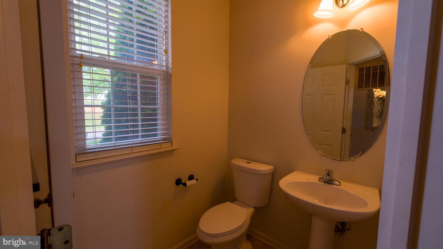 308 Braddock Street photo 40
