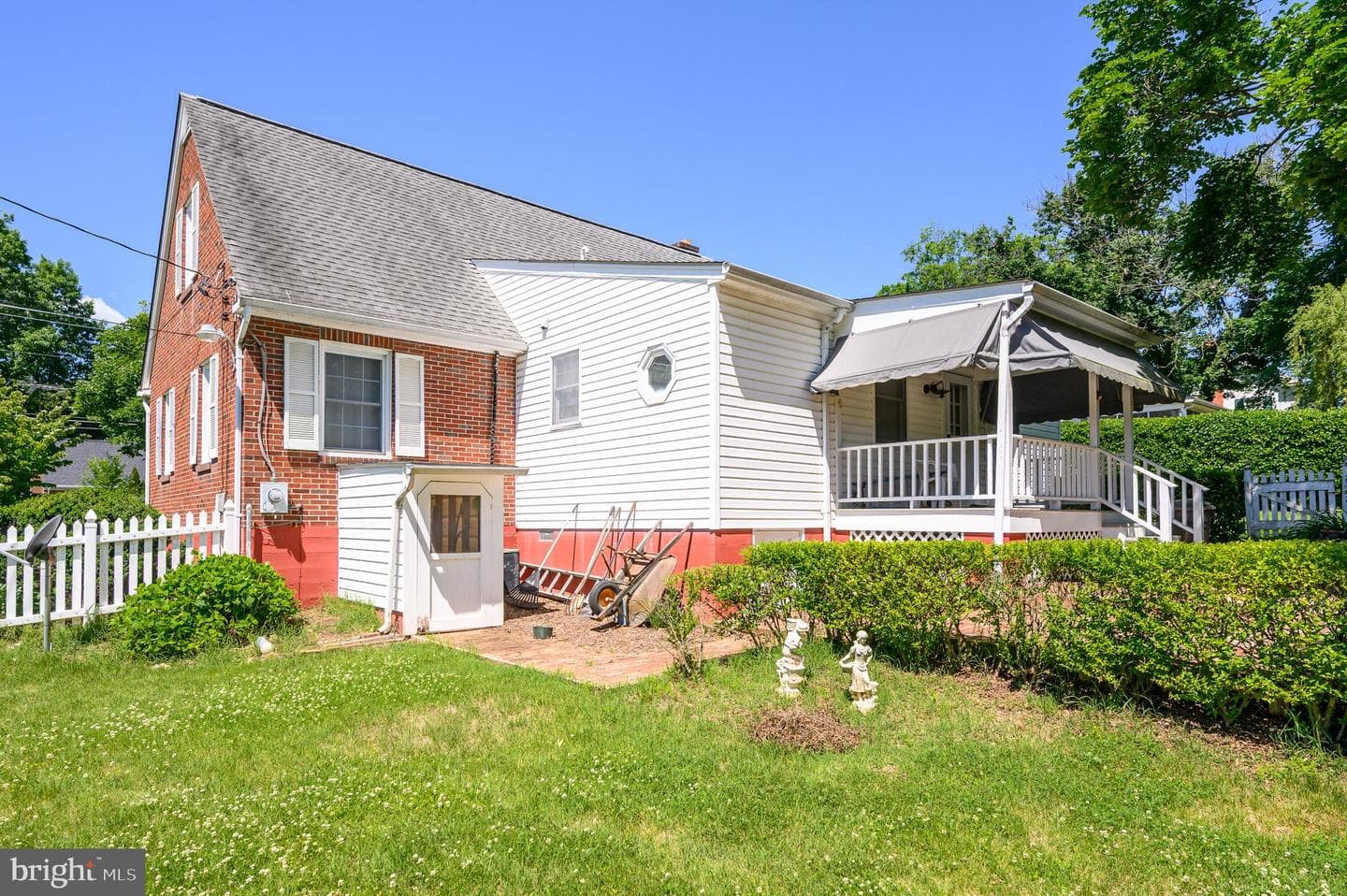 533 South Church Street photo 15