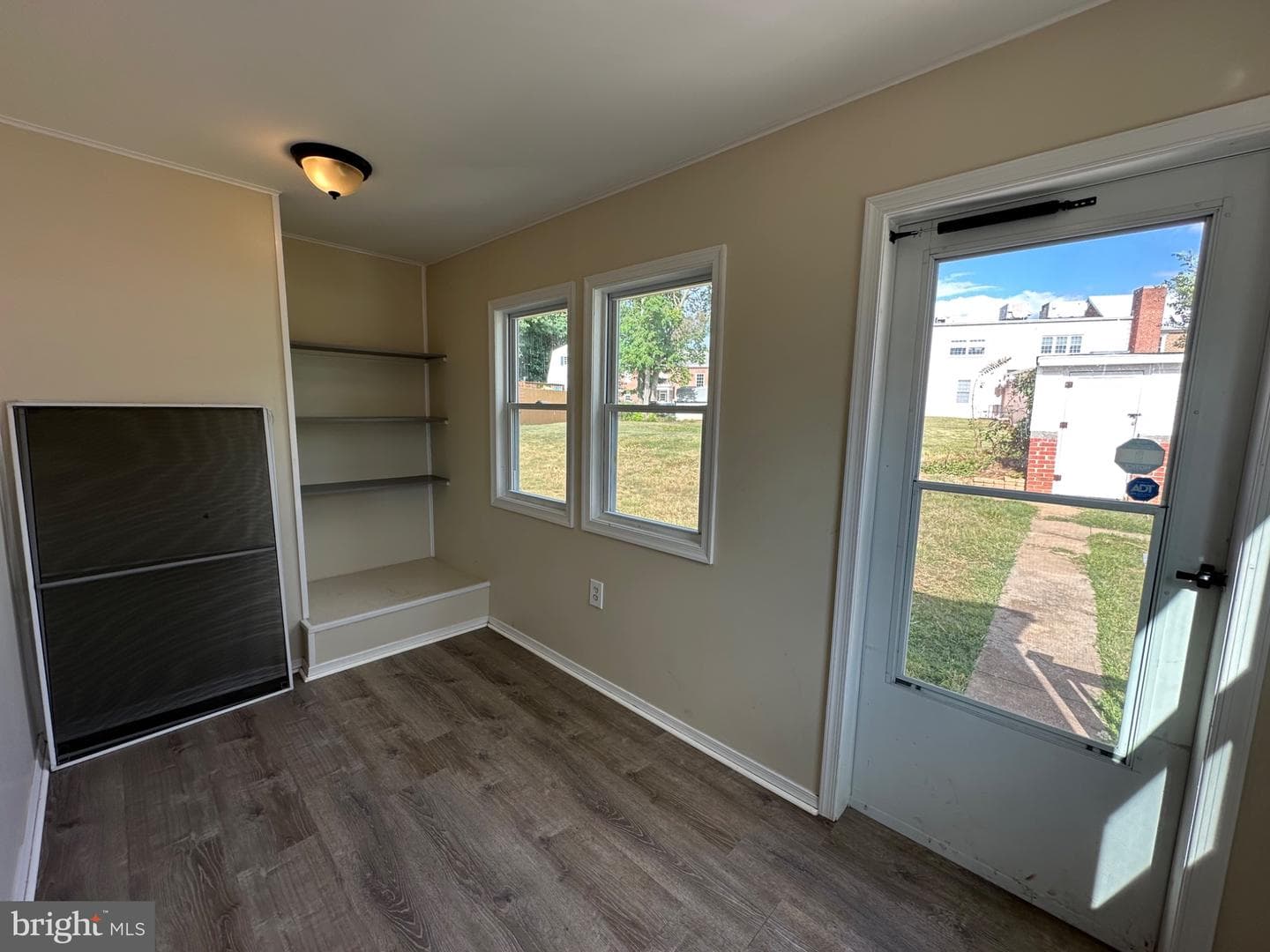 311 N Lawrence Street photo 20