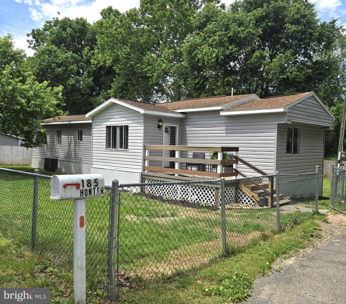 185 Hunt Drive photo 33