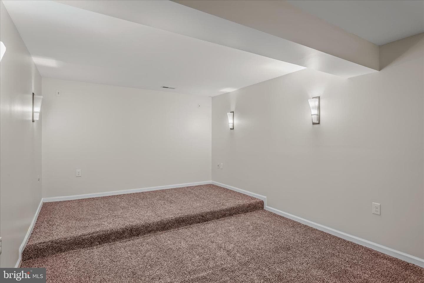 220 Lewis Washington Drive photo 31