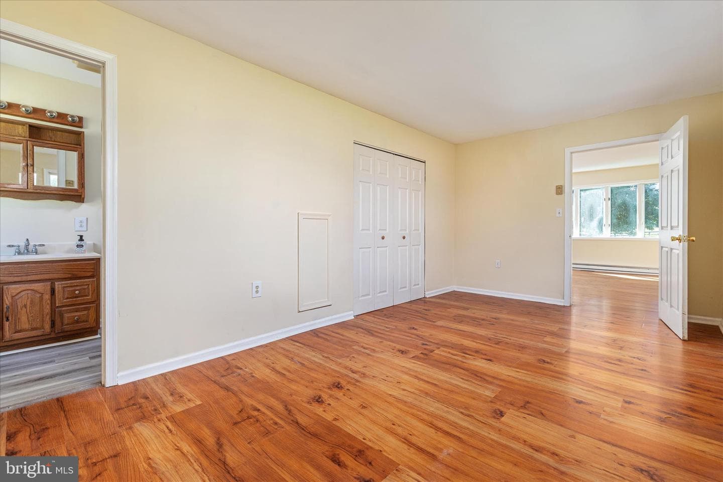 82 Pond Road photo 18