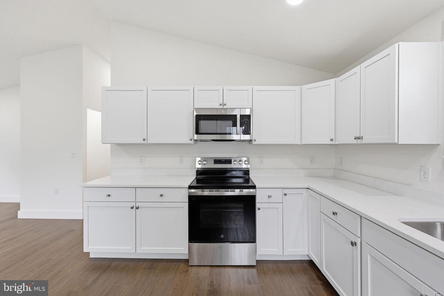 170 Kearneysville Pike photo 7