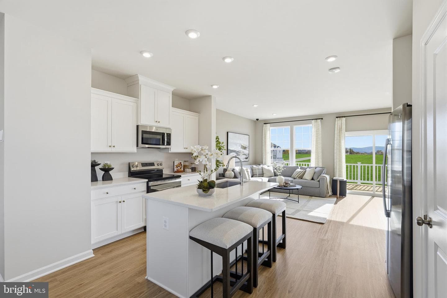 463 Presidents Pointe Avenue #[458] photo 11