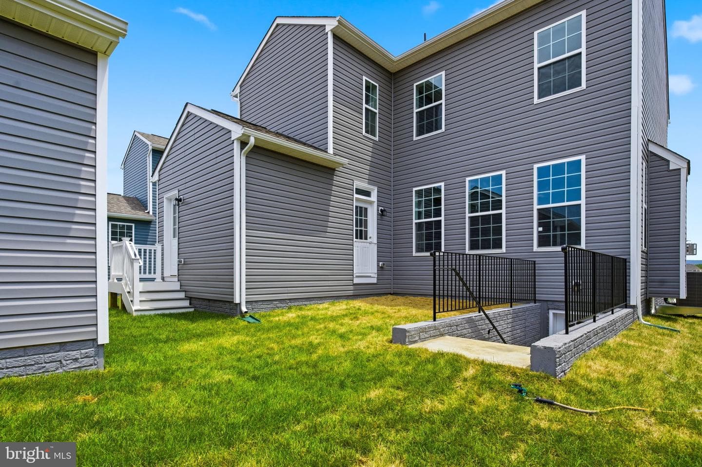 689 Lord Fairfax Street photo 33