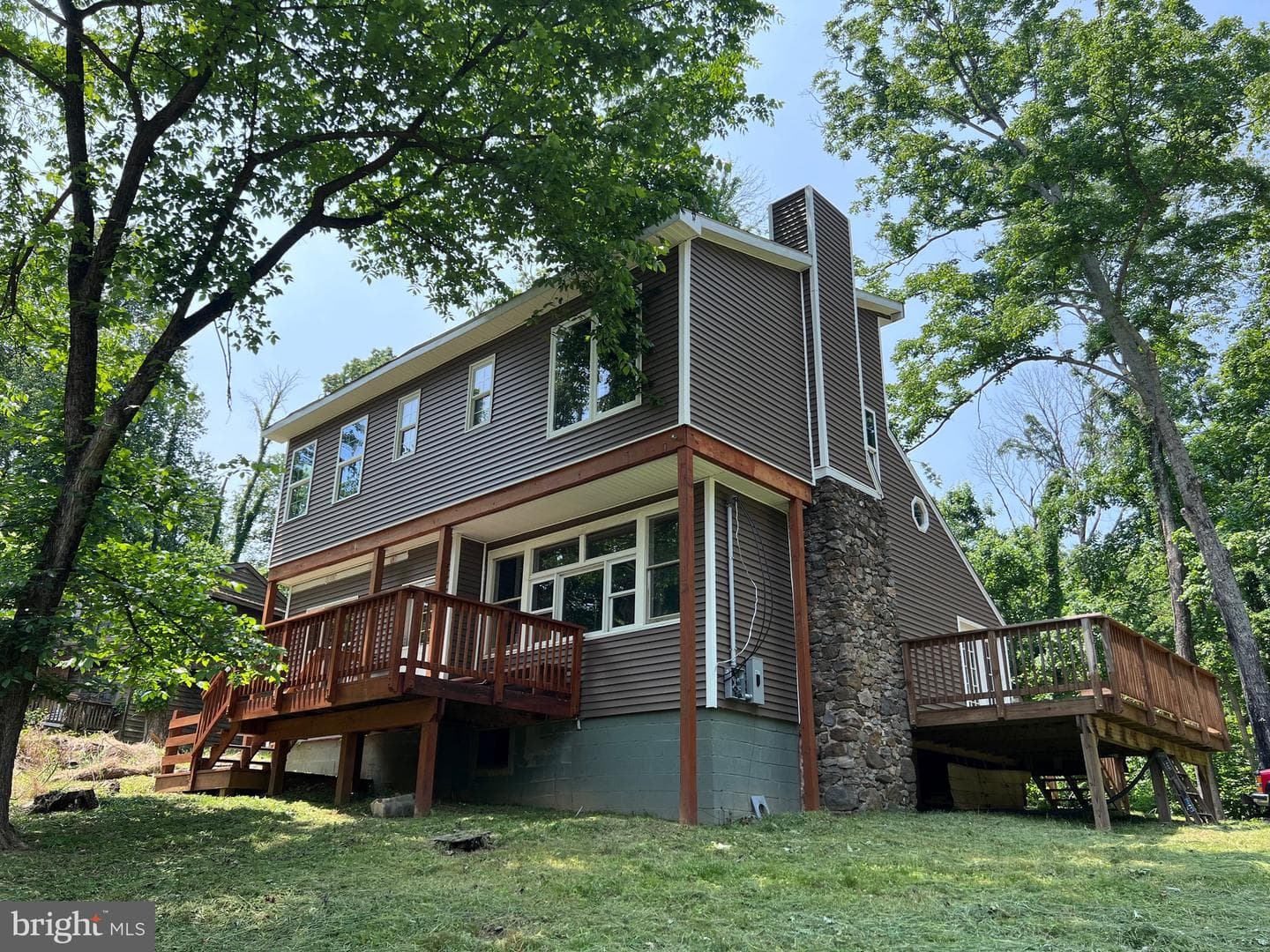 334 Shenandoah River Drive, Harpers Ferry