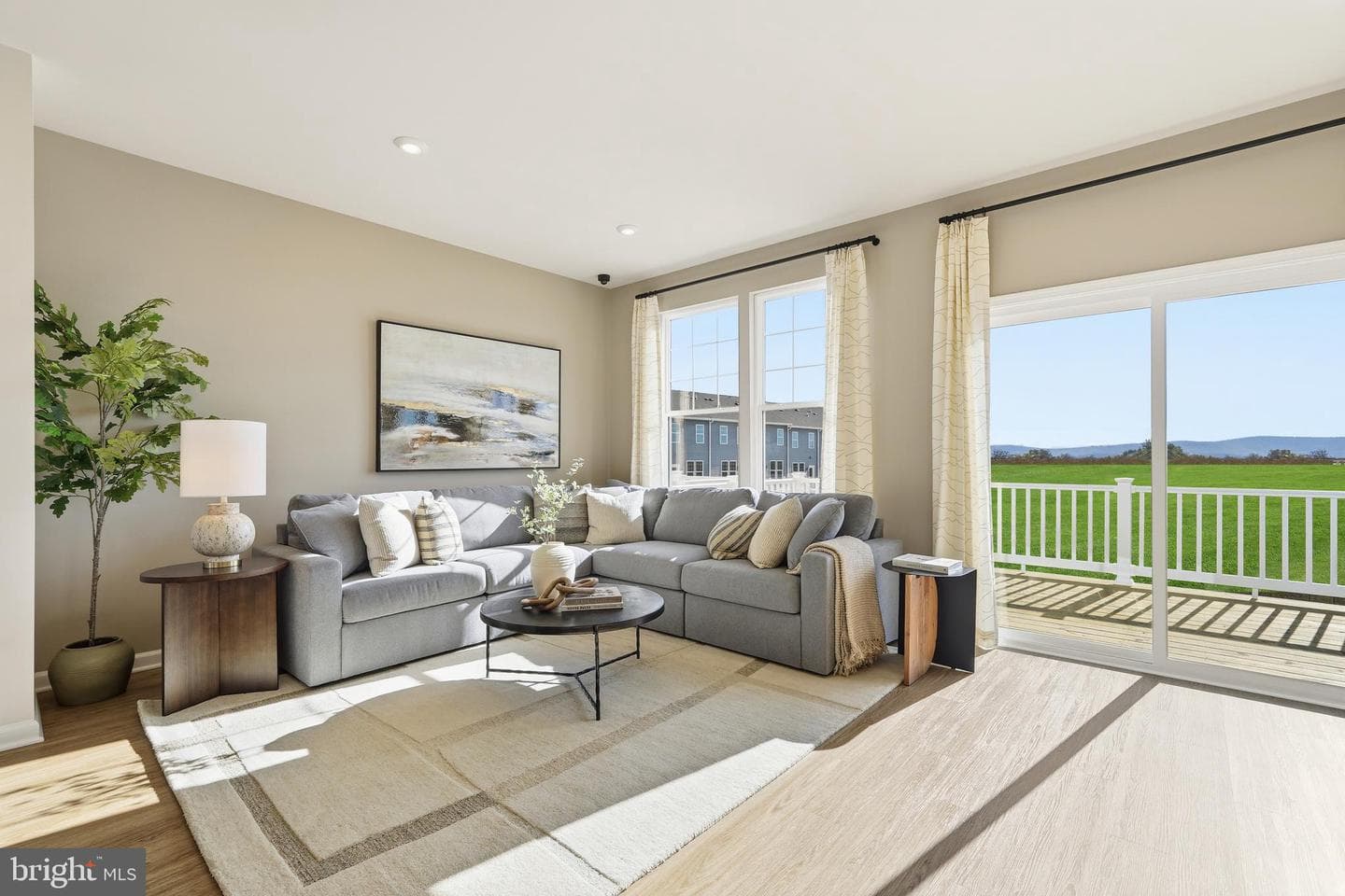 467 Presidents Pointe Avenue #[459] photo 5