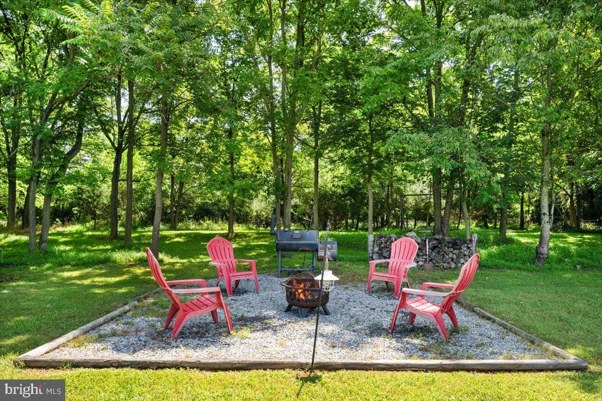 352 Basset Lane photo 51