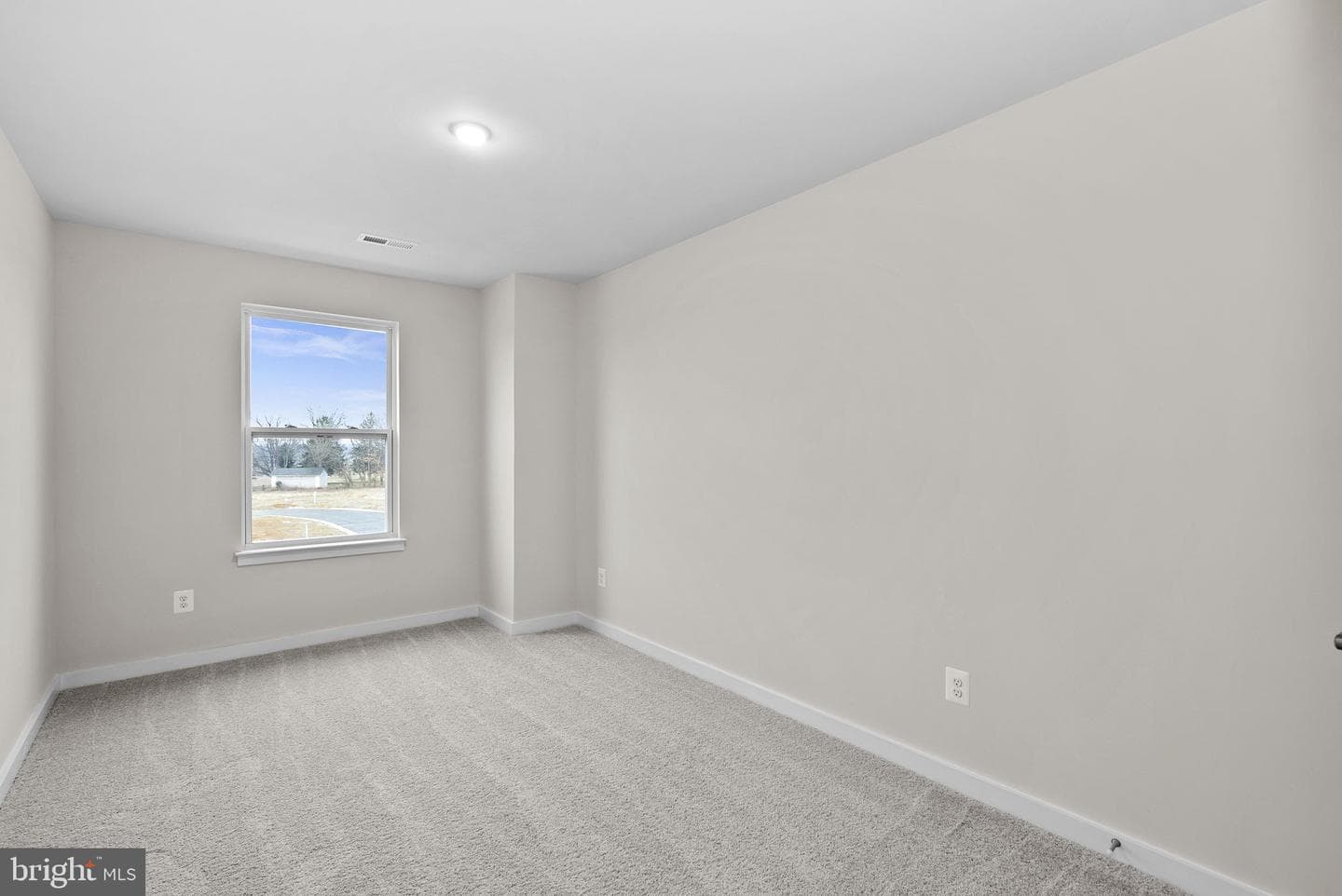 Homesite 747 Huntwell West Avenue photo 40