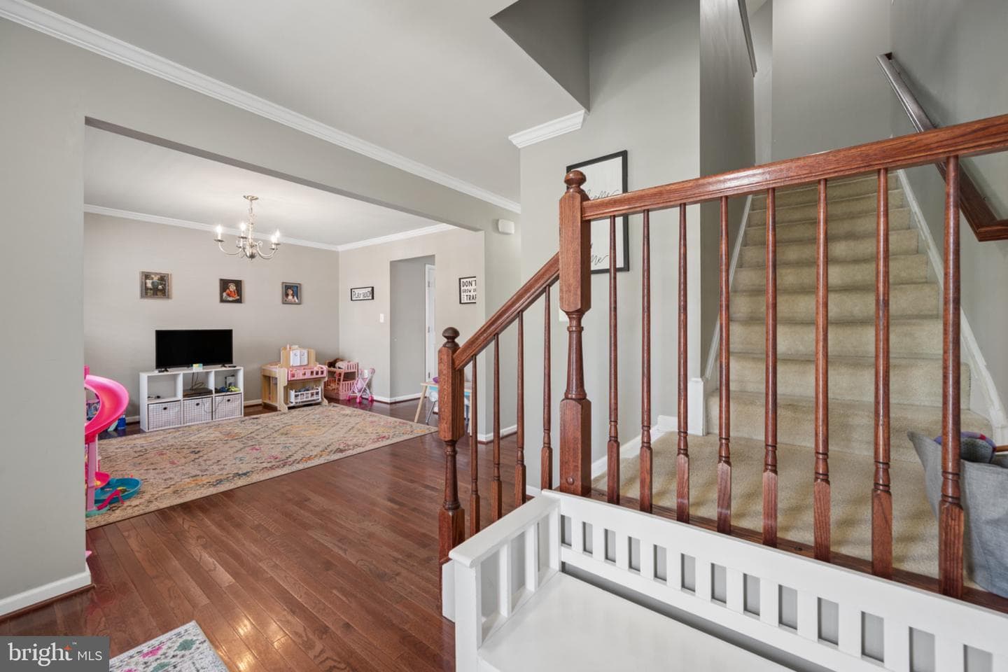 262 Hughs Road photo 10