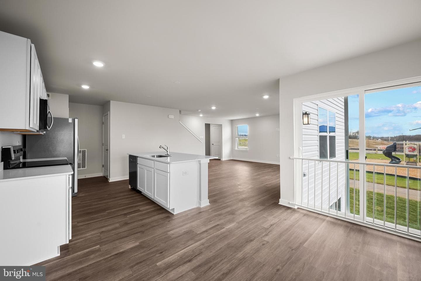 402 Eclipse Street photo 12